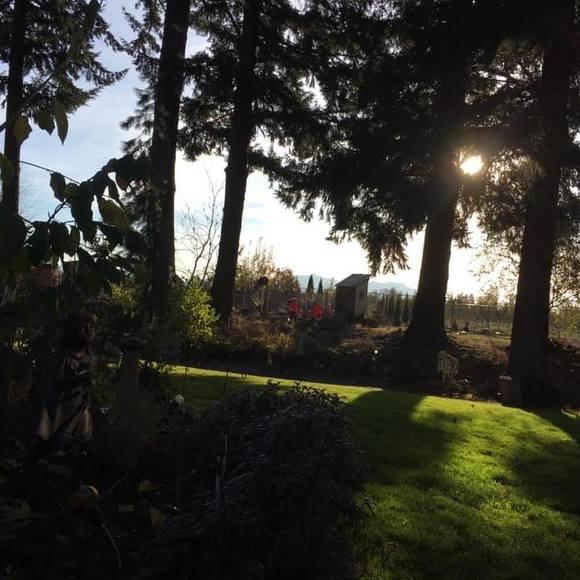 Meet your Posher, Erica - Picture 1 of 1